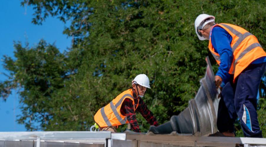 Roof repair in Cavour, SD